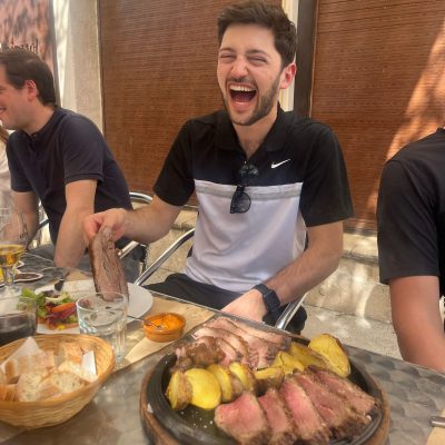 foto miraSol eten lachen