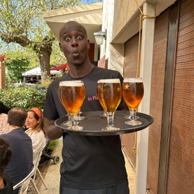 mirasol foto biertjes bediende